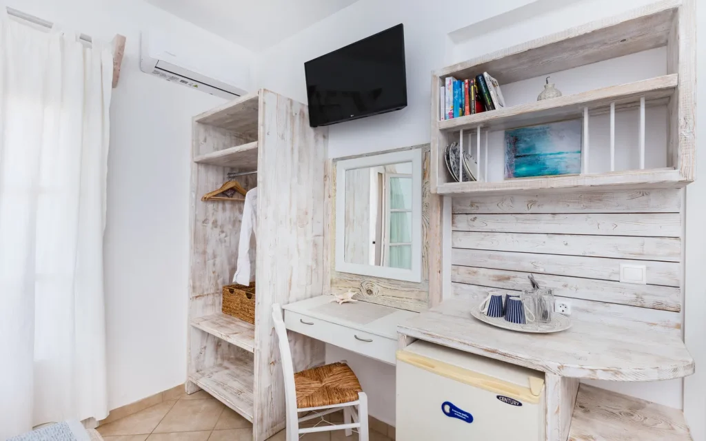 studio with sea view (6)